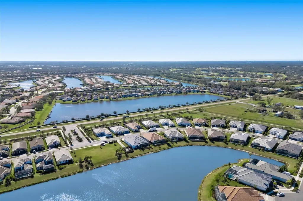 4677 Antrim Drive Sarasota FL 34240