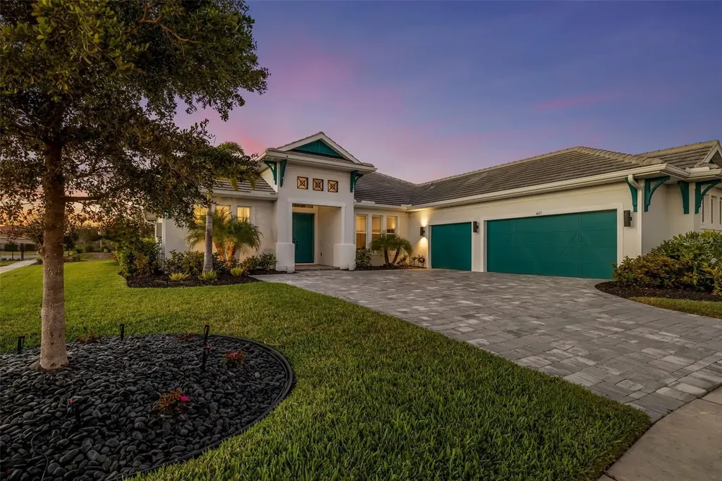 4677 Antrim Drive Sarasota FL 34240