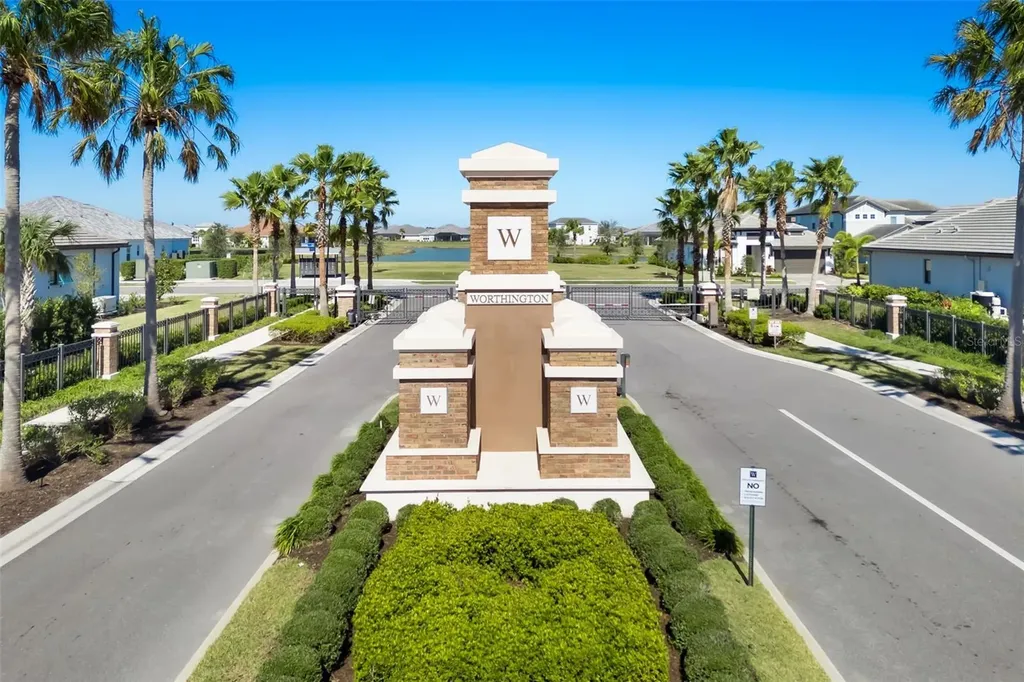 4677 Antrim Drive Sarasota FL 34240