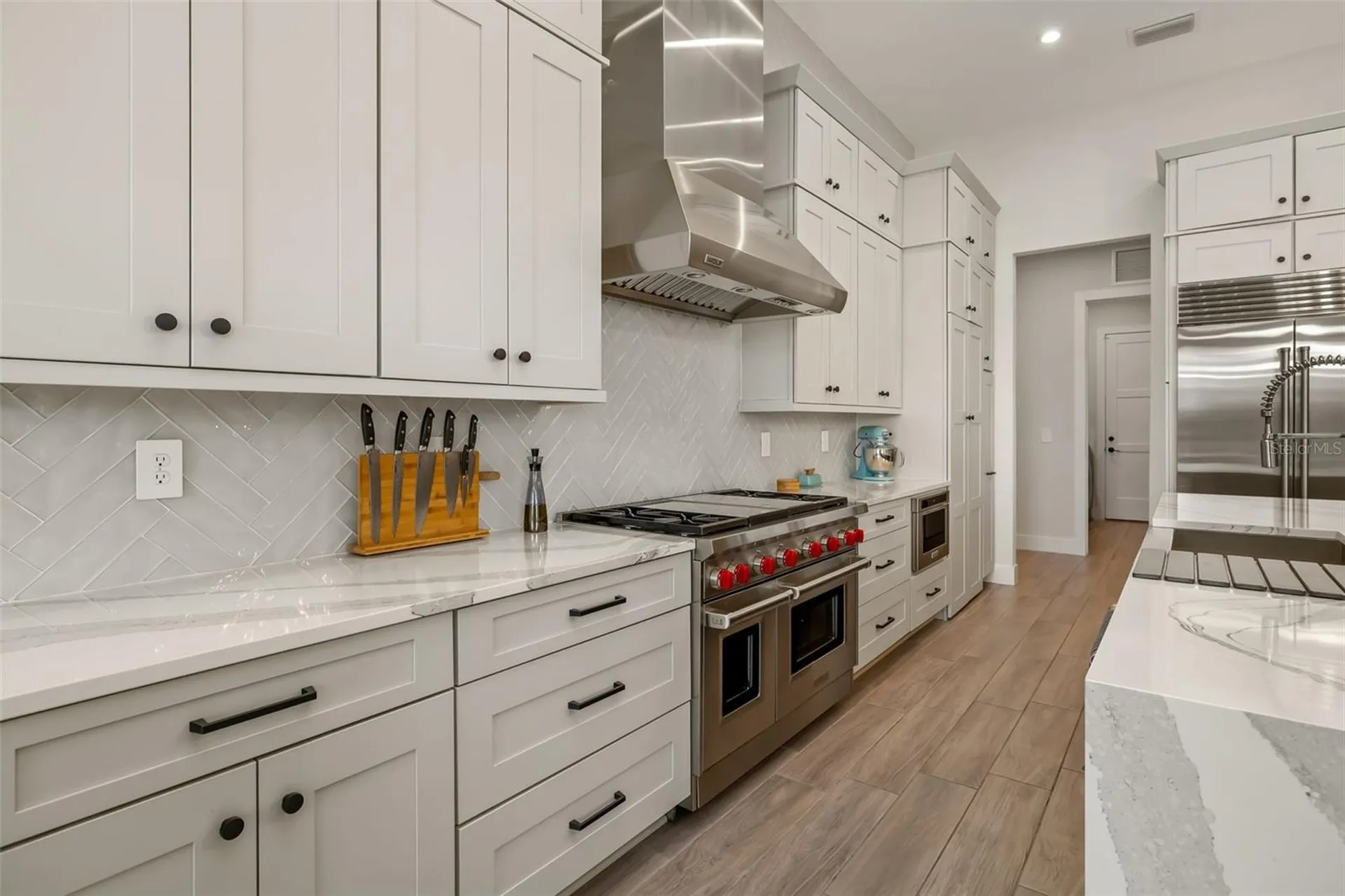 4677 Antrim Drive Sarasota FL 34240