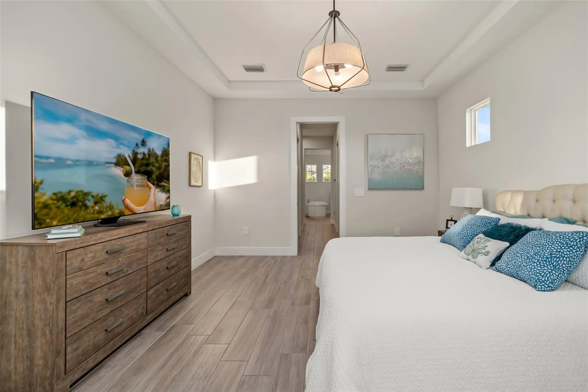 4677 Antrim Drive Sarasota FL 34240