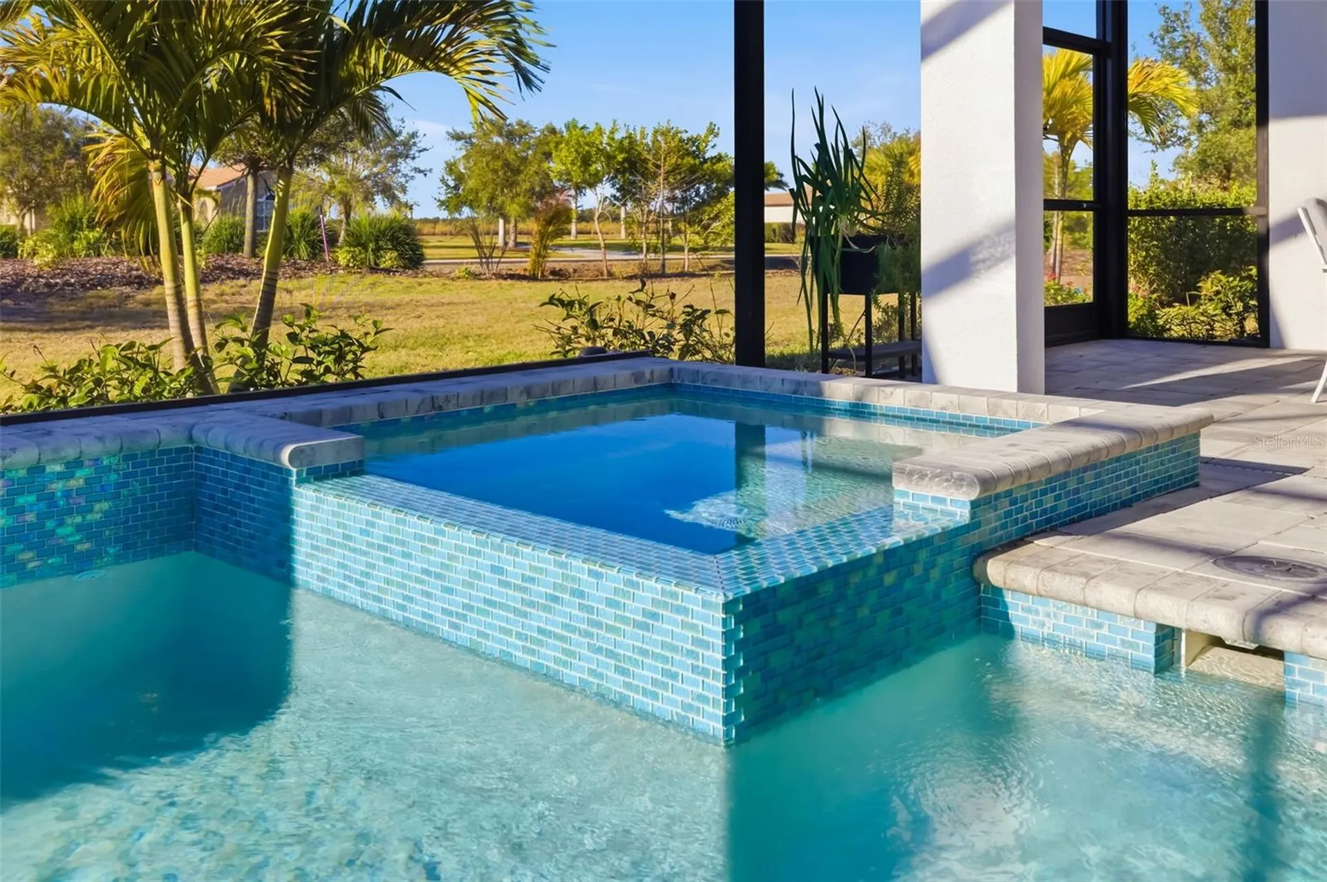 4677 Antrim Drive Sarasota FL 34240