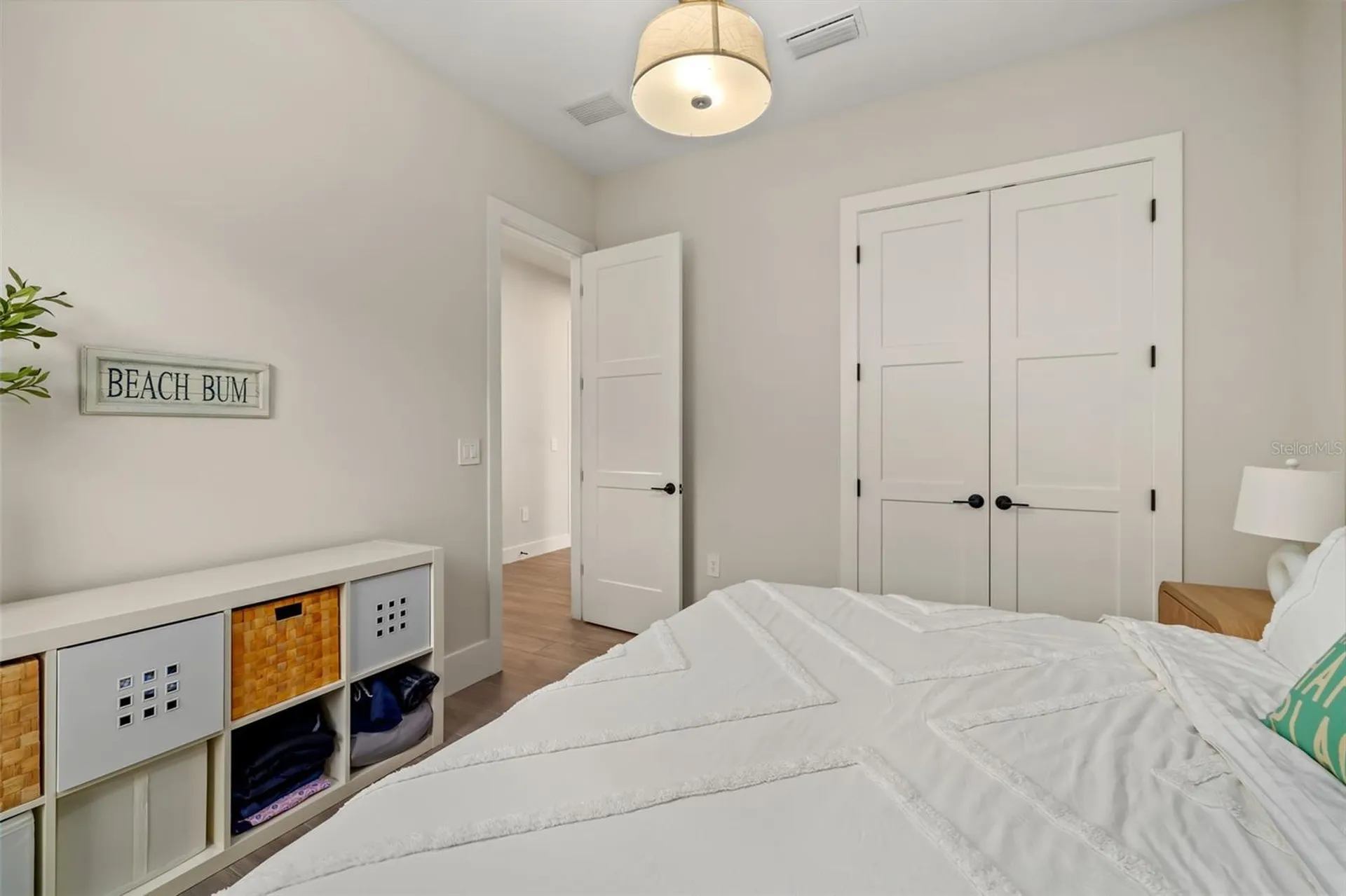 4677 Antrim Drive Sarasota FL 34240