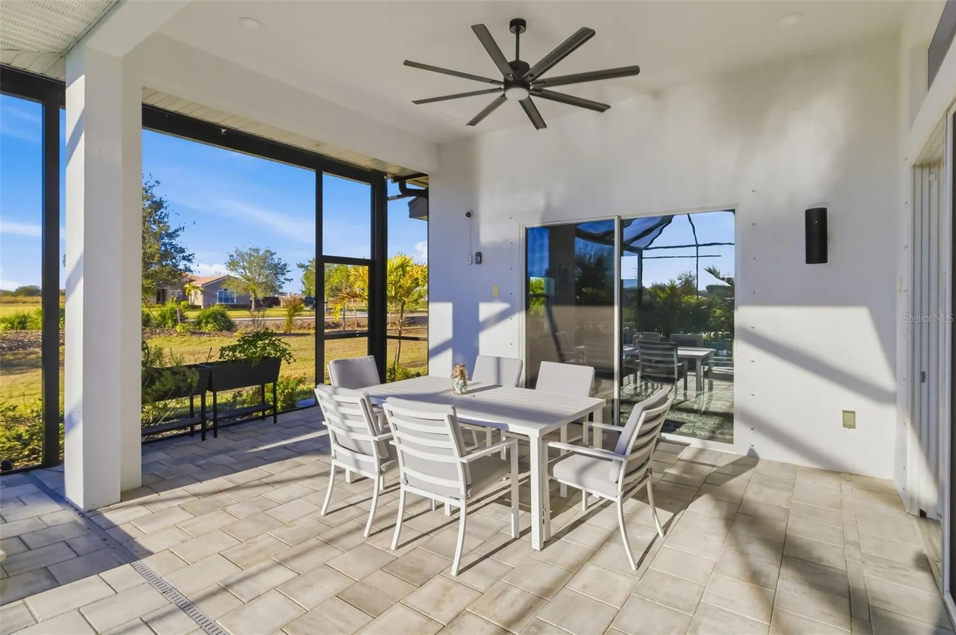 4677 Antrim Drive Sarasota FL 34240