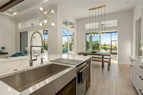 4677 Antrim Drive Sarasota FL 34240