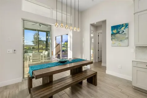 4677 Antrim Drive Sarasota FL 34240