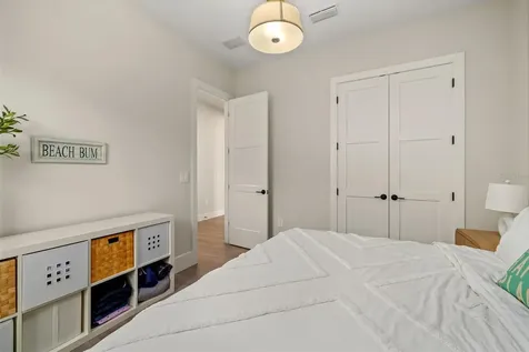 4677 Antrim Drive Sarasota FL 34240