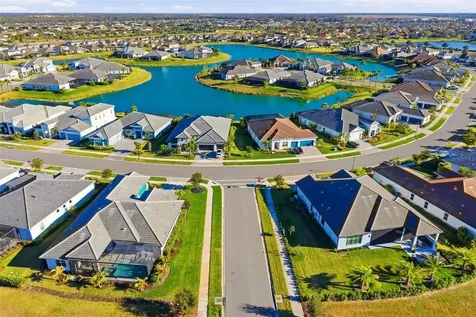 4677 Antrim Drive Sarasota FL 34240