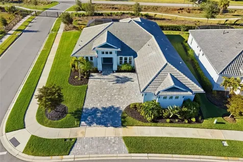 4677 Antrim Drive Sarasota FL 34240