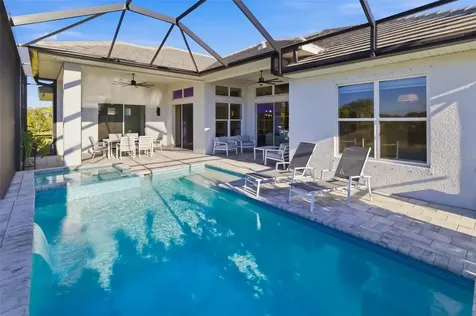 4677 Antrim Drive Sarasota FL 34240