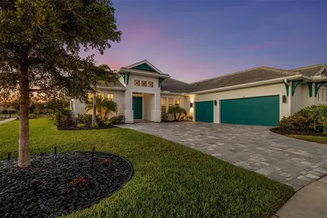 4677 Antrim Drive Sarasota FL 34240