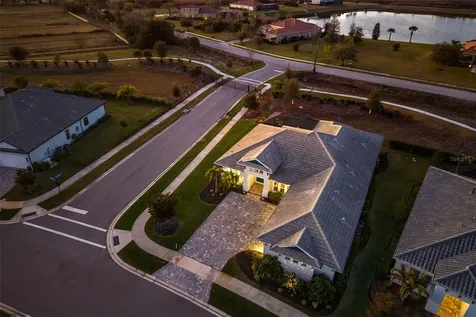 4677 Antrim Drive Sarasota FL 34240