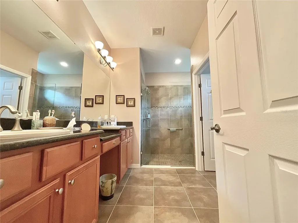 1381 Del Mar Drive Kissimmee FL 34759