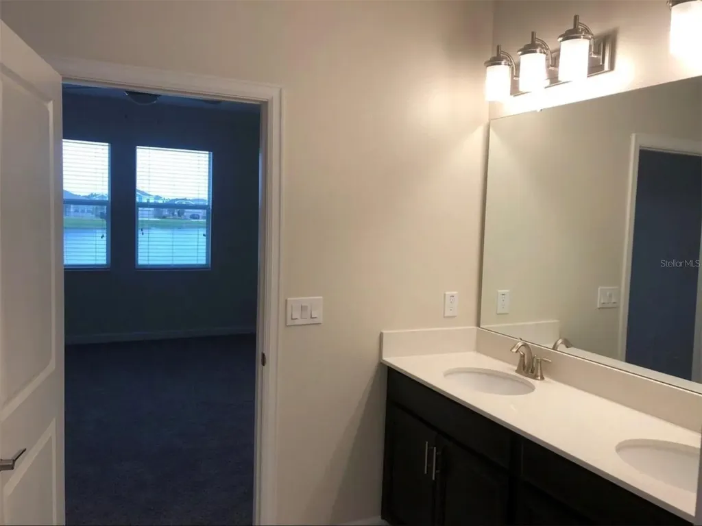 10229 Lovegrass Lane Orlando FL 32832