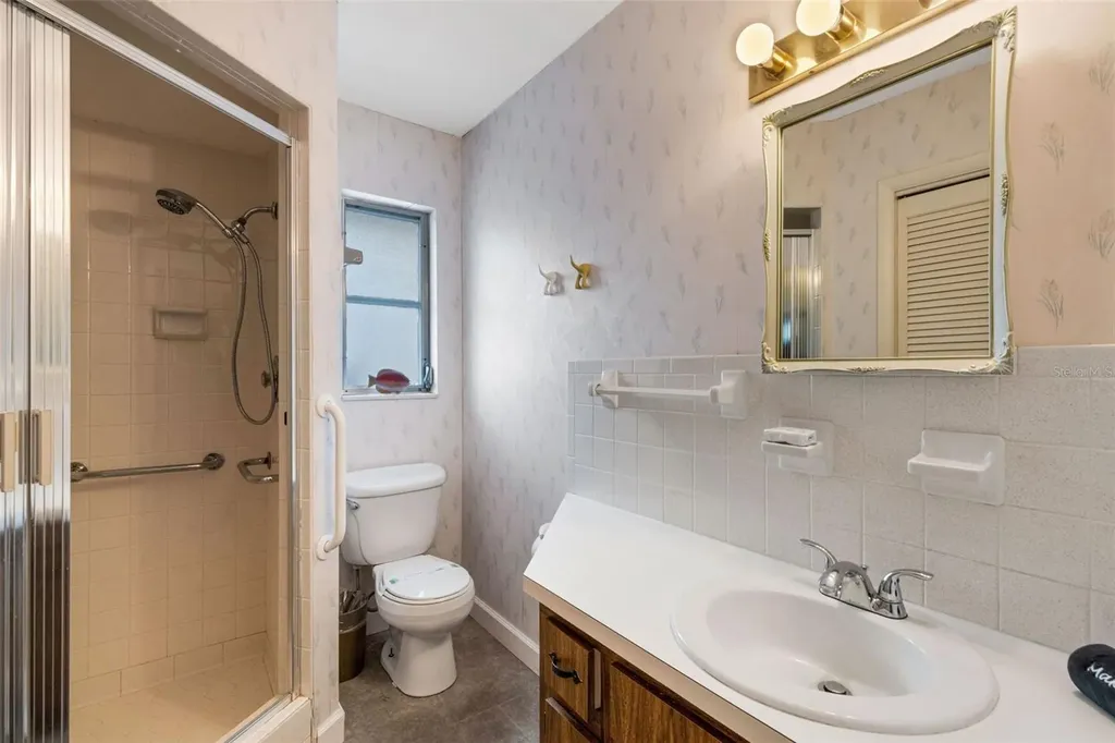 531 Granada Avenue Venice FL 34285