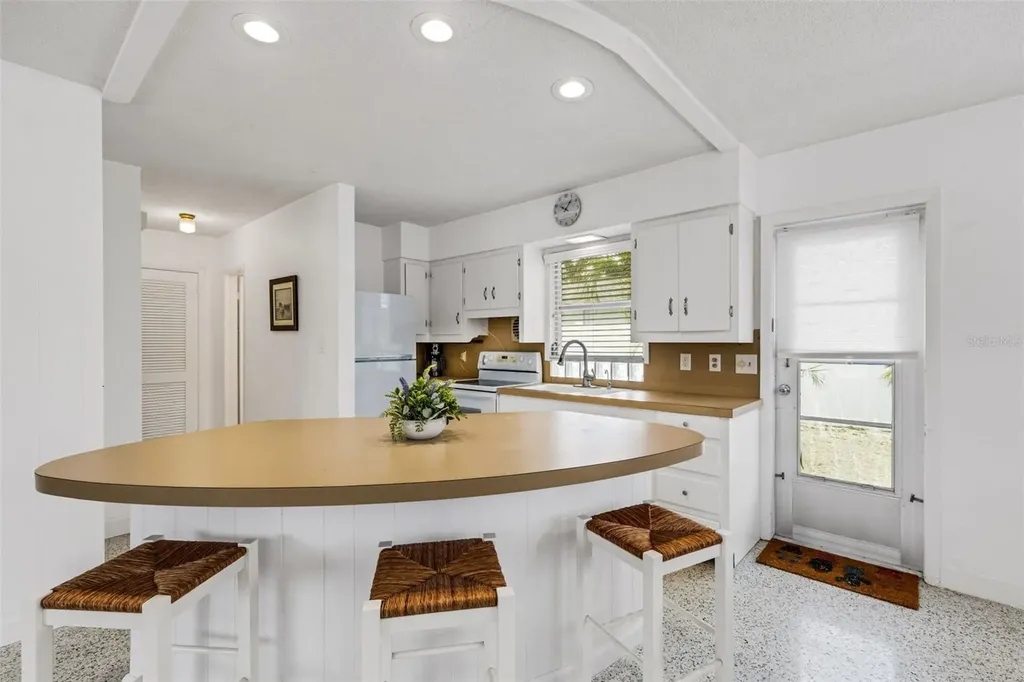 531 Granada Avenue Venice FL 34285