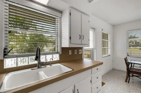 531 Granada Avenue Venice FL 34285