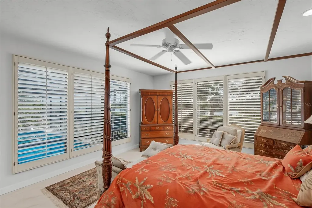 3421 Bayou Sound Longboat Key FL 34228