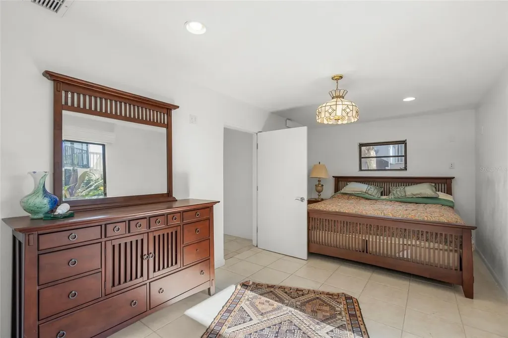 3421 Bayou Sound Longboat Key FL 34228