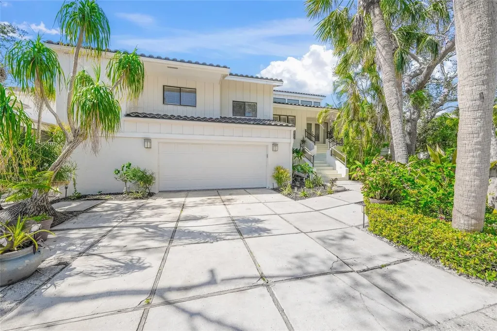 3421 Bayou Sound Longboat Key FL 34228