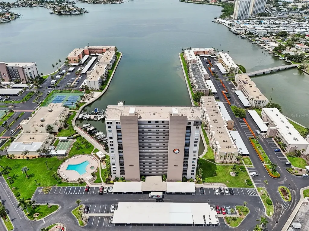 7300 Sun Island Drive S South Pasadena FL 33707