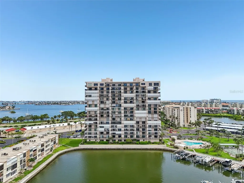 7300 Sun Island Drive S South Pasadena FL 33707