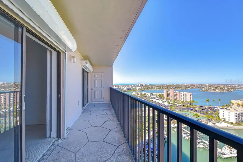 7300 Sun Island Drive S South Pasadena FL 33707
