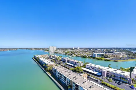 7300 Sun Island Drive S South Pasadena FL 33707