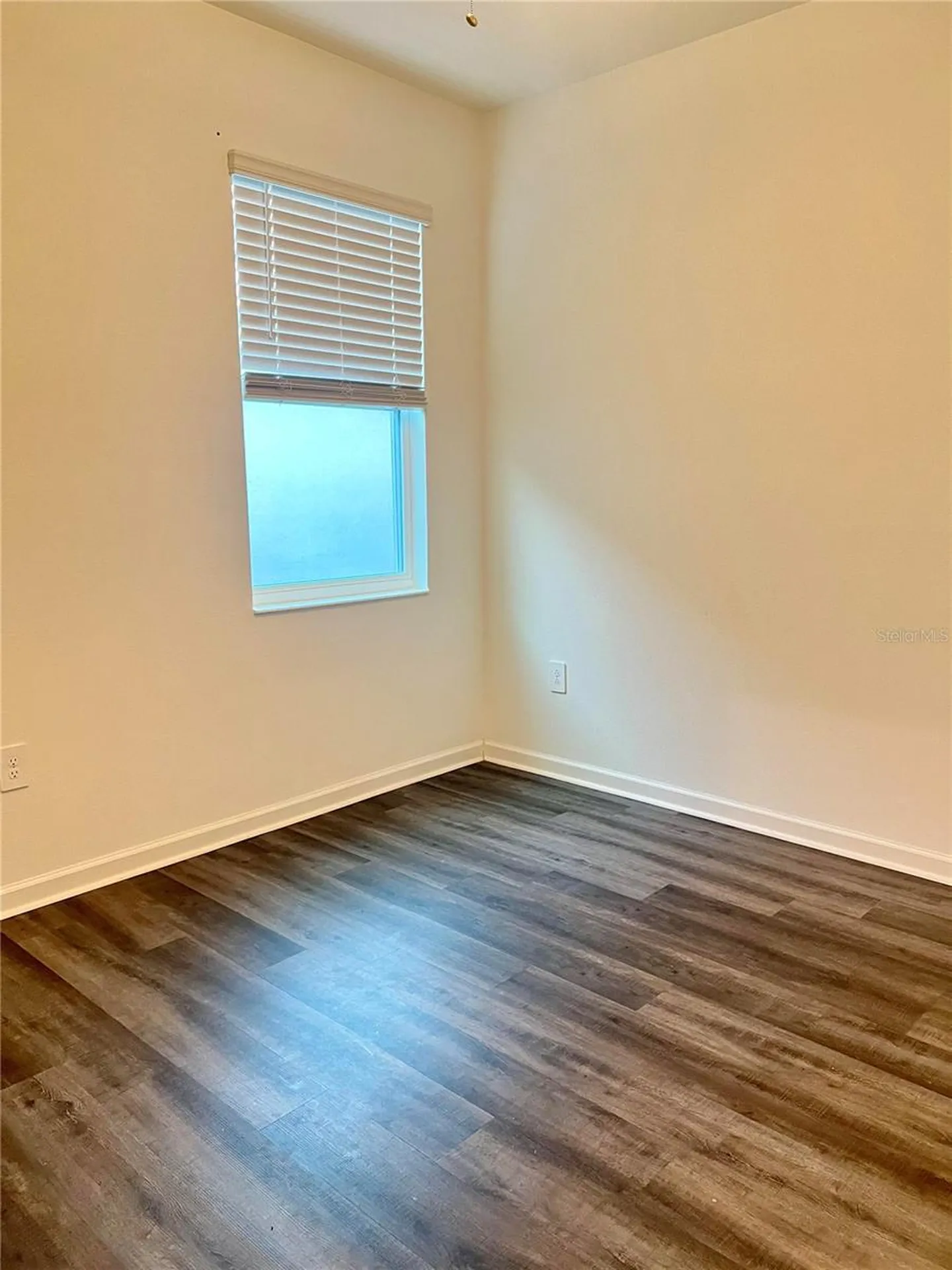 2361 Volunteer Avenue Kissimmee FL 34744