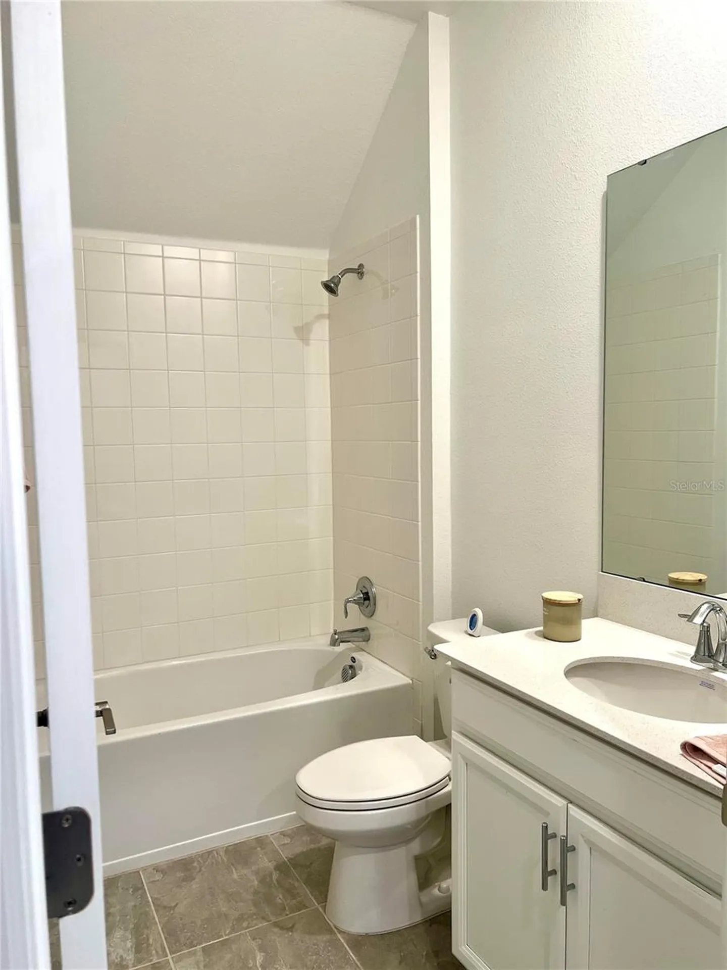 2361 Volunteer Avenue Kissimmee FL 34744