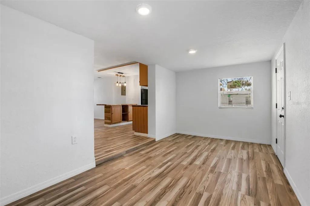 6146 Dahlia Drive Orlando FL 32807