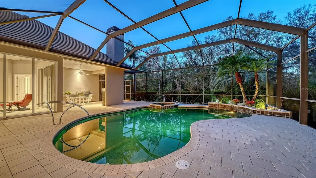 6903 Winners Circle Lakewood Ranch FL 34202