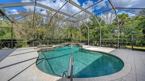6903 Winners Circle Lakewood Ranch FL 34202