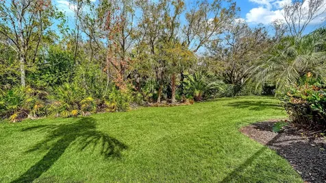 6903 Winners Circle Lakewood Ranch FL 34202