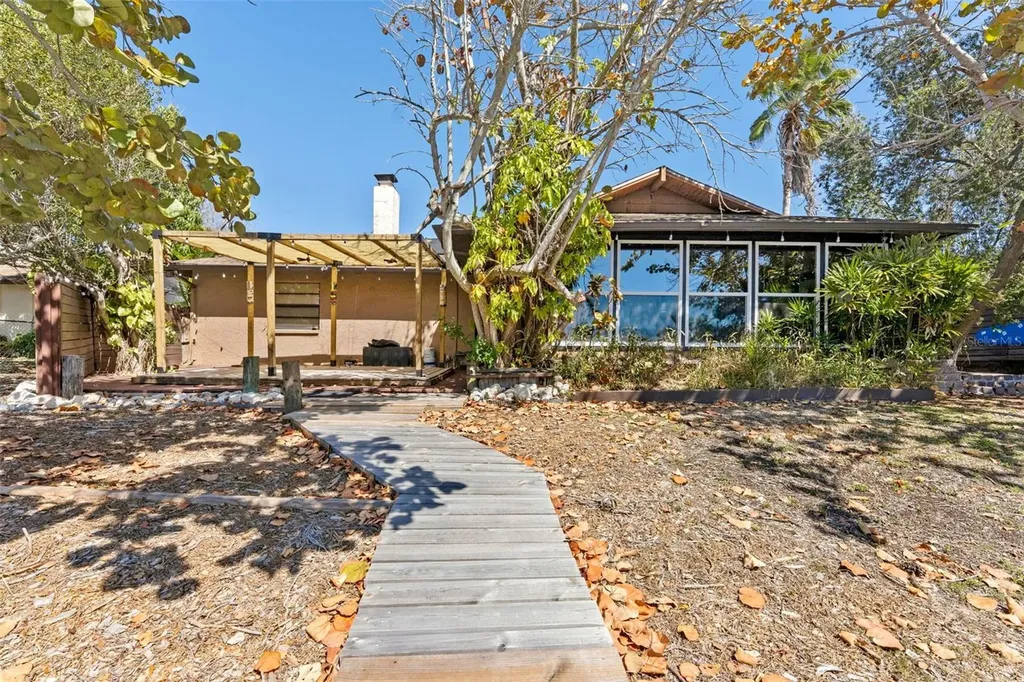 10730 Drummond Road Tampa FL 33615