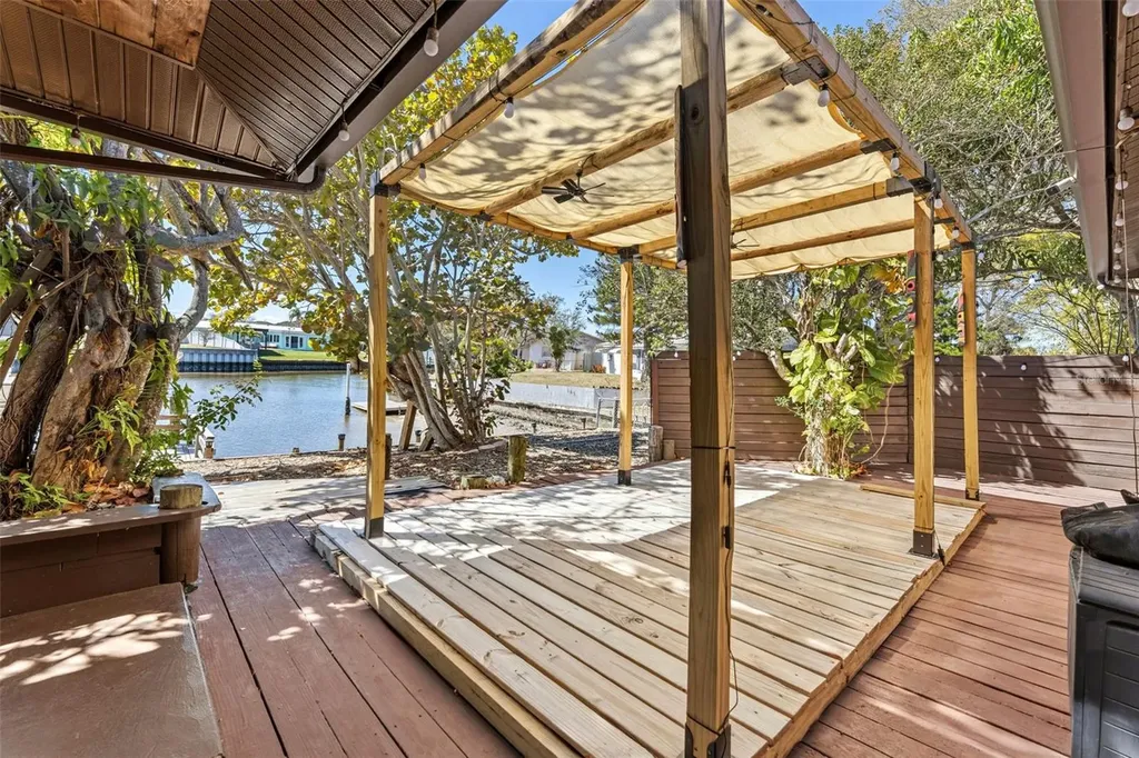 10730 Drummond Road Tampa FL 33615