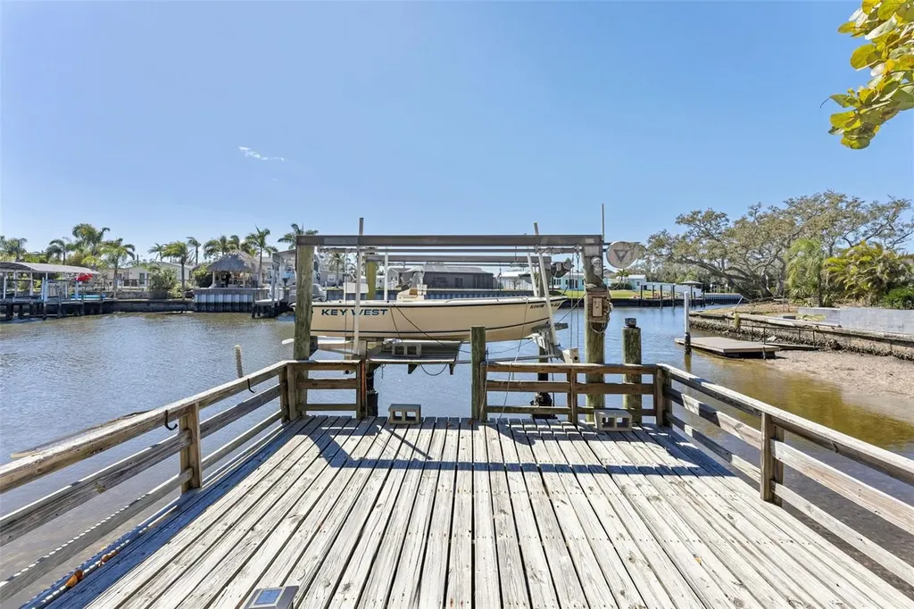 10730 Drummond Road Tampa FL 33615