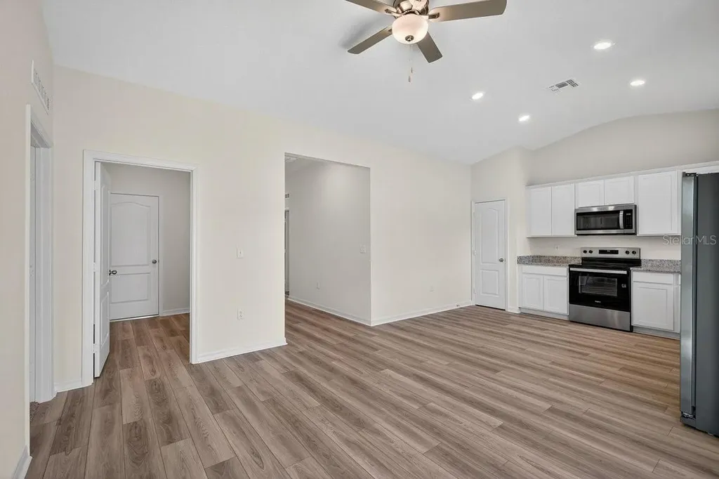 2138 E Hyde Drive Deltona FL 32738