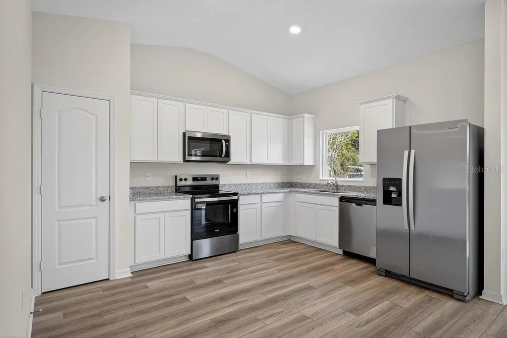 2138 E Hyde Drive Deltona FL 32738