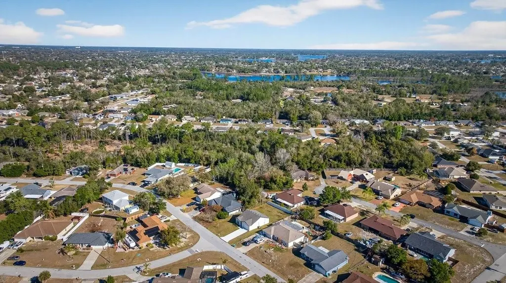 2138 E Hyde Drive Deltona FL 32738