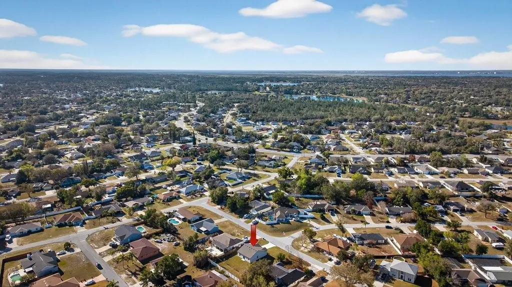 2138 E Hyde Drive Deltona FL 32738