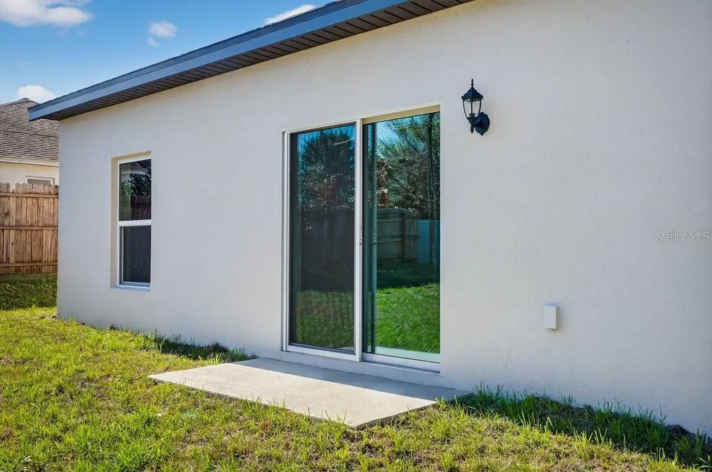 2138 E Hyde Drive Deltona FL 32738