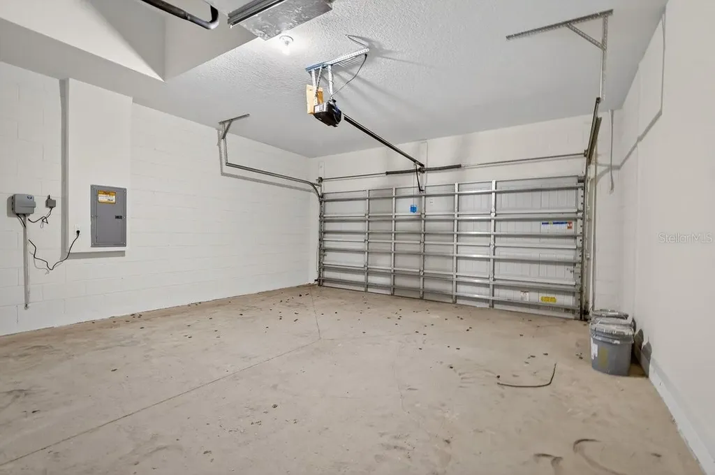 2138 E Hyde Drive Deltona FL 32738