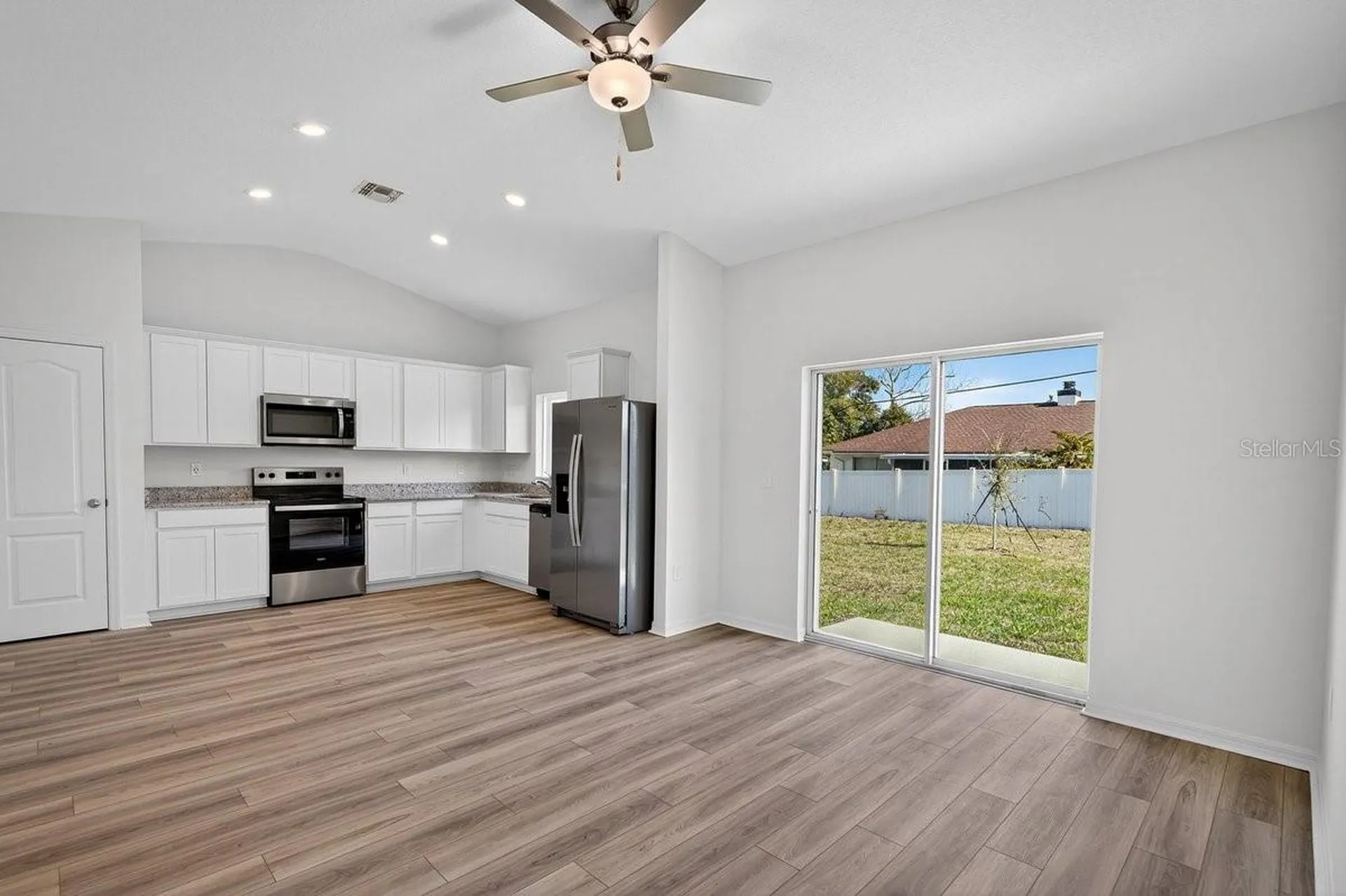 2138 E Hyde Drive Deltona FL 32738