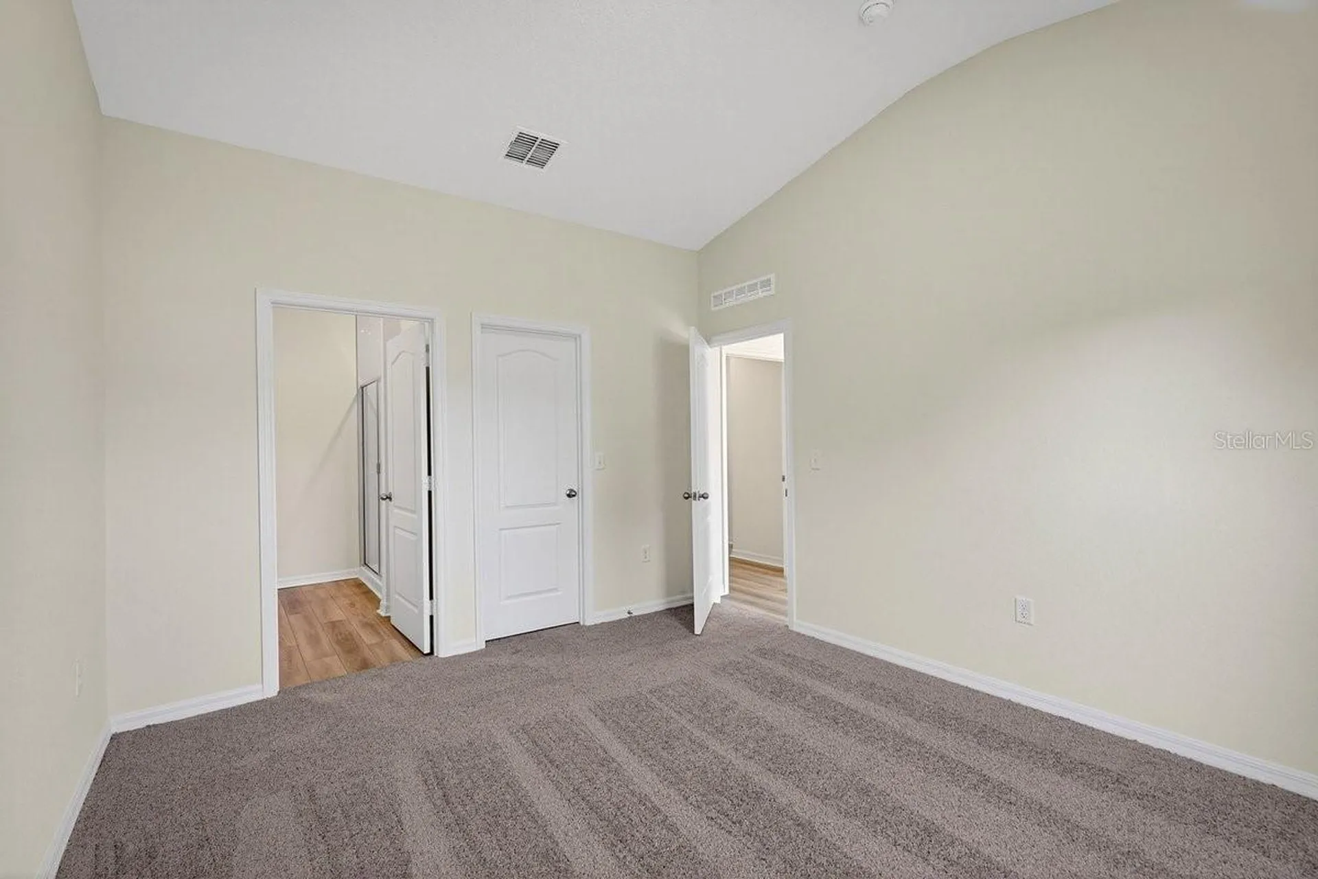 2138 E Hyde Drive Deltona FL 32738