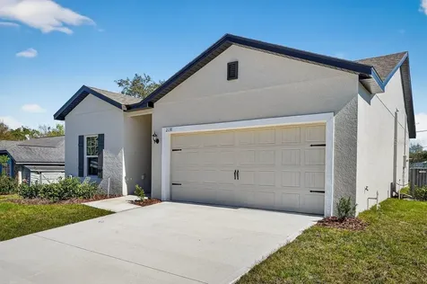 2138 E Hyde Drive Deltona FL 32738