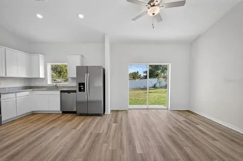 2138 E Hyde Drive Deltona FL 32738