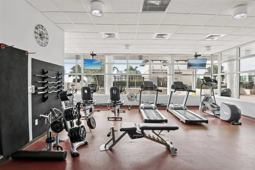 1120 E Kennedy Boulevard Tampa FL 33602