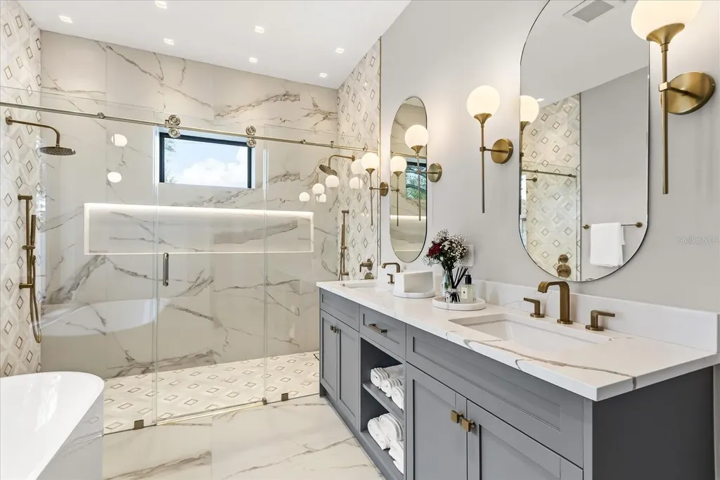 2415 Laura Place Orlando FL 32803