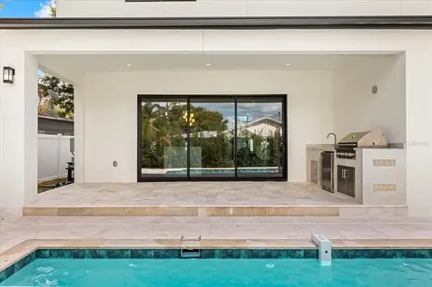 2415 Laura Place Orlando FL 32803